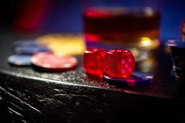 planet77 login app showing live blackjack table with dealer and game controls
